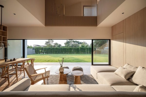 Top các mẫu phòng khách nhà 2 tầng đẹp, ấn tượng nhất 2023